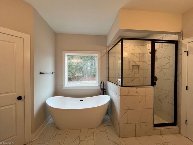 135 Mockwood Farms Lane, Lexington, NC 27295