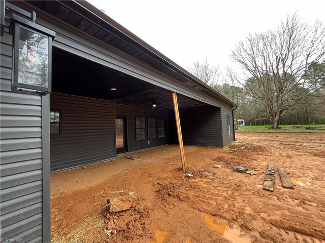 135 Mockwood Farms Lane, Lexington, NC 27295