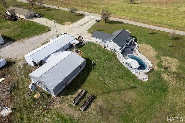7633 Highway F, Perryville, MO 63775