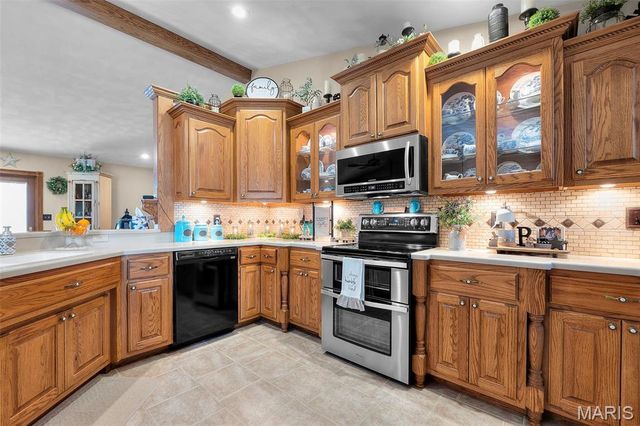 7633 Highway F, Perryville, MO 63775