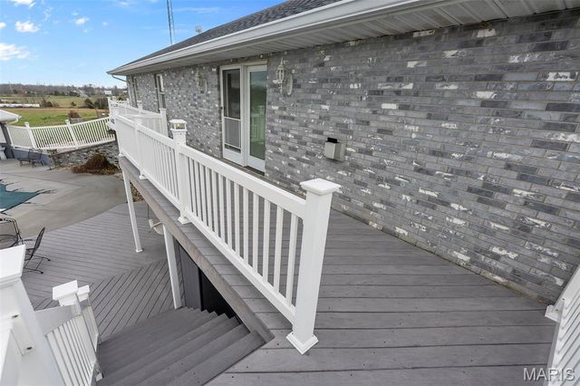 7633 Highway F, Perryville, MO 63775