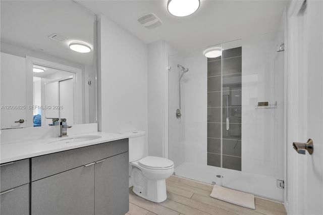 321 NE 26th St 816, Miami, FL 33137