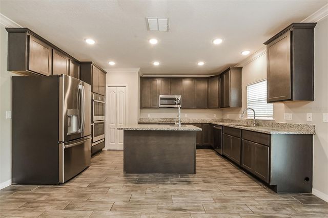 1926 BELL CREEK LOOP, Fruitland Park, FL 34731