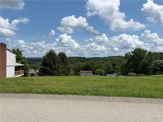 0 Adrian Dr, Hempfield Twp, PA 15601