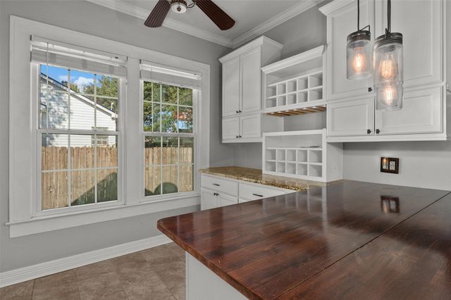 3423 Broadmoor Boulevard, Shreveport, LA 71105