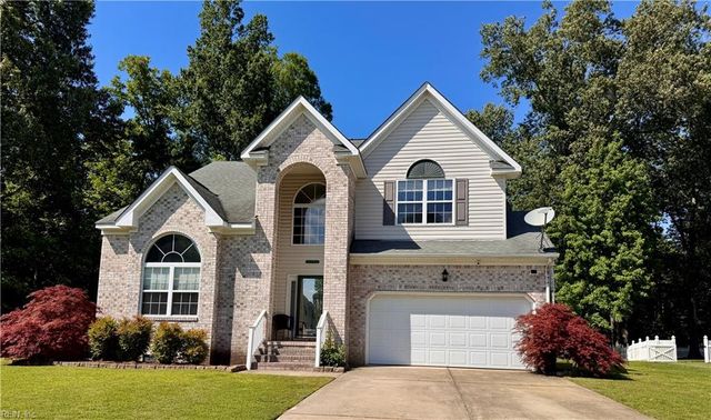 104 Woodhaven DR, Suffolk, VA 23435