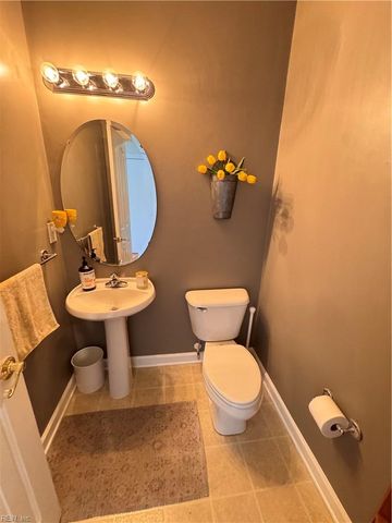 104 Woodhaven DR, Suffolk, VA 23435