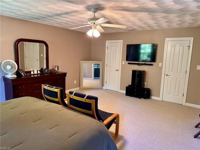 104 Woodhaven DR, Suffolk, VA 23435