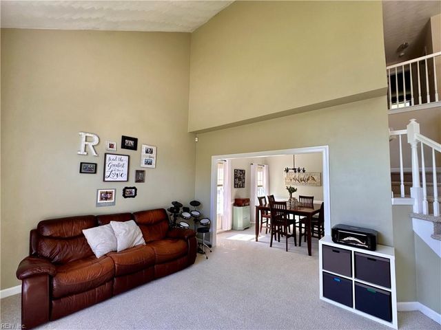104 Woodhaven DR, Suffolk, VA 23435