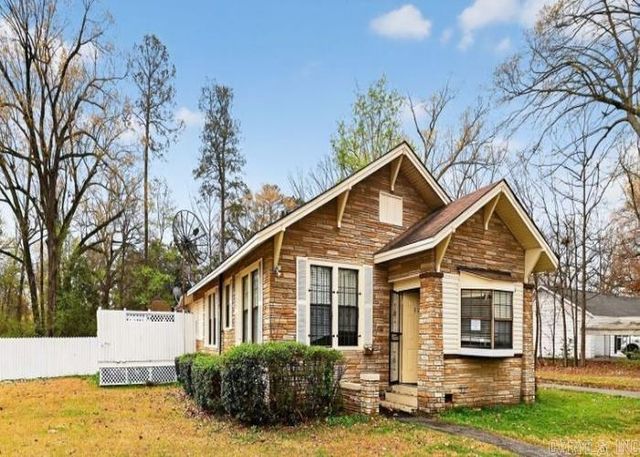 800 W 34Th Ave, Pine Bluff, AR 71603