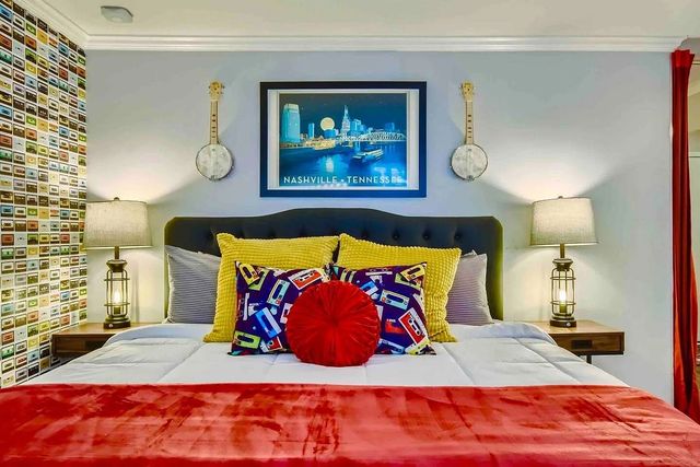 1042 1st Ave, N, Nashville, TN 37201