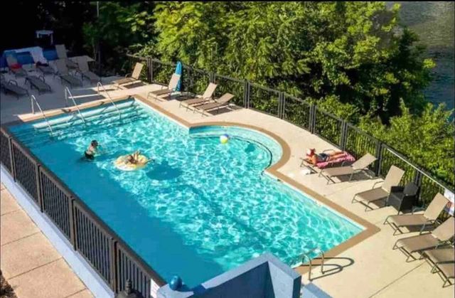 1042 1st Ave, N, Nashville, TN 37201