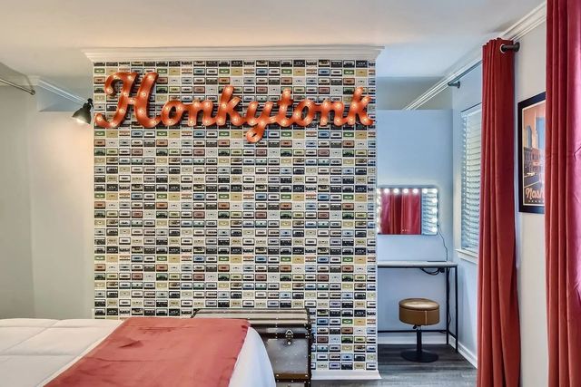 1042 1st Ave, N, Nashville, TN 37201