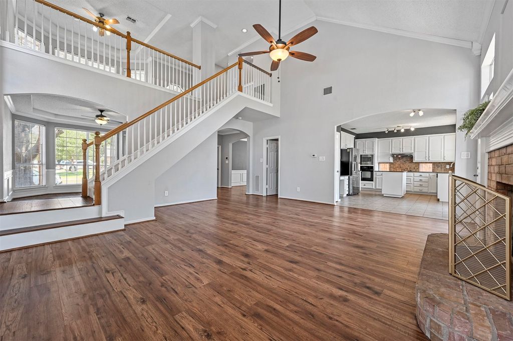 1821 Brook Lane, Flower Mound, TX 75028
