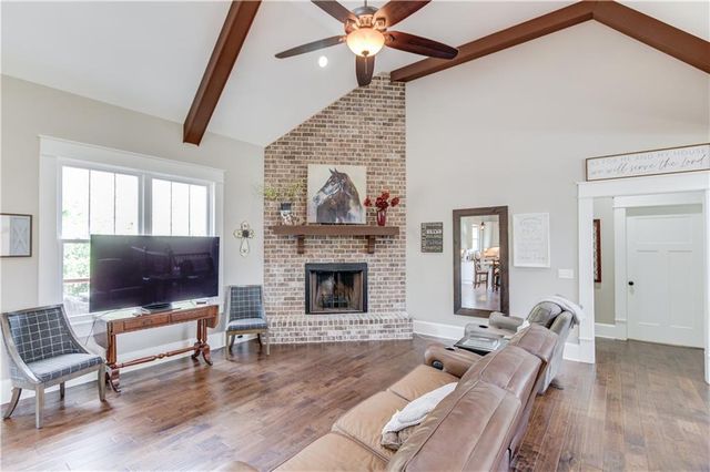 617 Skyland Drive, Hoschton, GA 30548