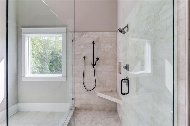 617 Skyland Drive, Hoschton, GA 30548