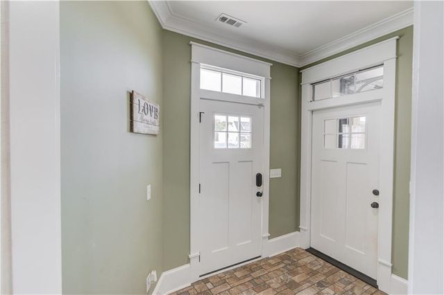 617 Skyland Drive, Hoschton, GA 30548