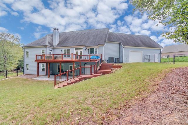 617 Skyland Drive, Hoschton, GA 30548