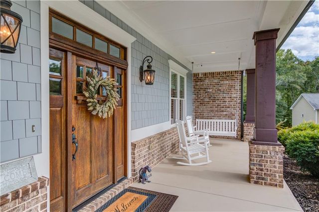 617 Skyland Drive, Hoschton, GA 30548