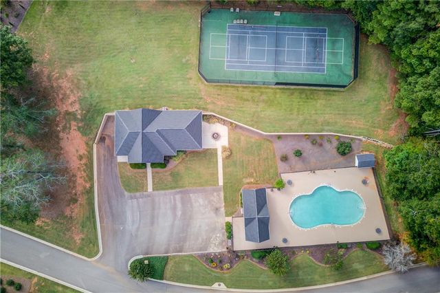 617 Skyland Drive, Hoschton, GA 30548