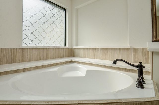 31171 Pecan Creek Drive, Brookshire, TX 77423