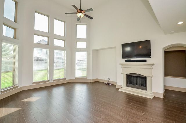 31171 Pecan Creek Drive, Brookshire, TX 77423