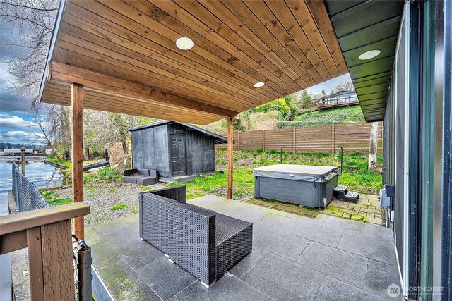 108 E Lake Stevens Road, Lake Stevens, WA 98258