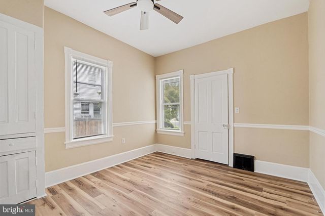 546 BILLINGS AVE, Paulsboro, NJ 08066