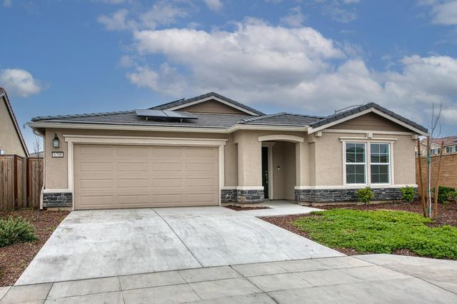 6708 E Mckenzie, Fresno, CA 93727