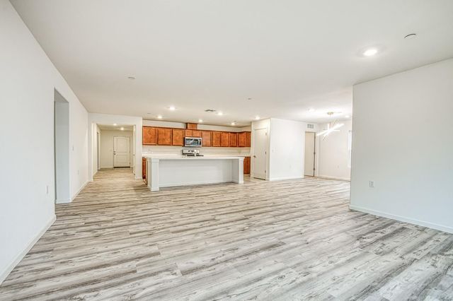 6708 E Mckenzie, Fresno, CA 93727