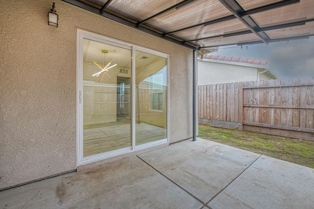 6708 E Mckenzie, Fresno, CA 93727