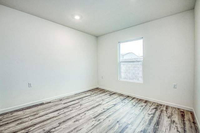 6708 E Mckenzie, Fresno, CA 93727