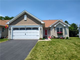 112 Stewart Place, Canandaigua City, NY 14424
