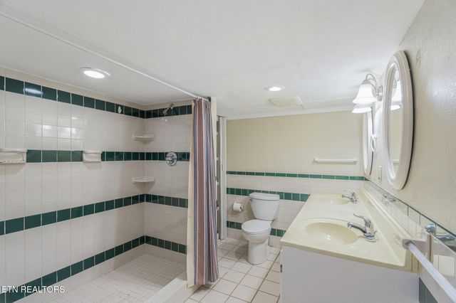 9203 E Antioch Church Rd, Lenoir City, TN 37772