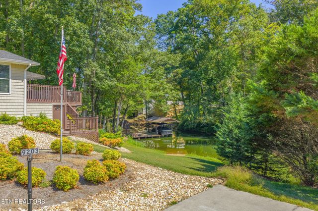 9203 E Antioch Church Rd, Lenoir City, TN 37772