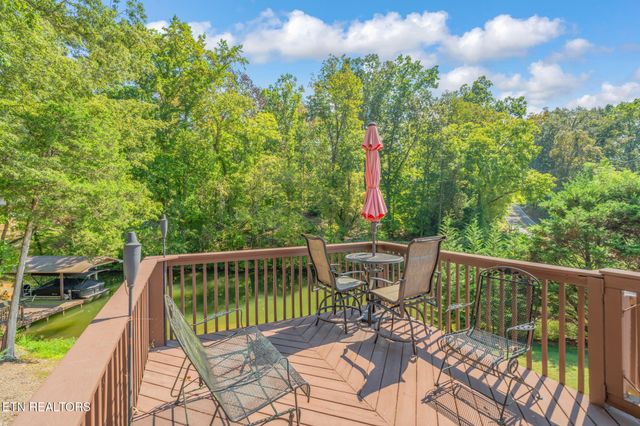 9203 E Antioch Church Rd, Lenoir City, TN 37772