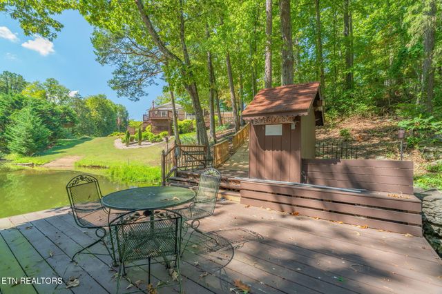 9203 E Antioch Church Rd, Lenoir City, TN 37772