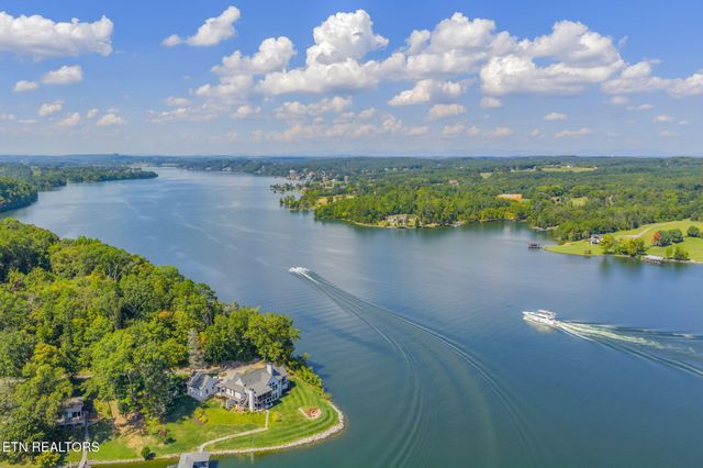 9203 E Antioch Church Rd, Lenoir City, TN 37772