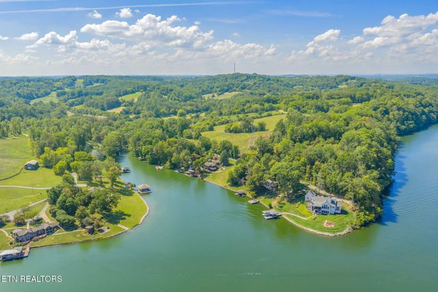 9203 E Antioch Church Rd, Lenoir City, TN 37772