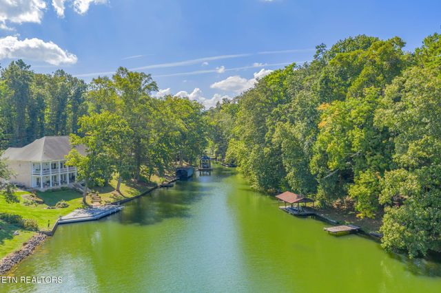 9203 E Antioch Church Rd, Lenoir City, TN 37772