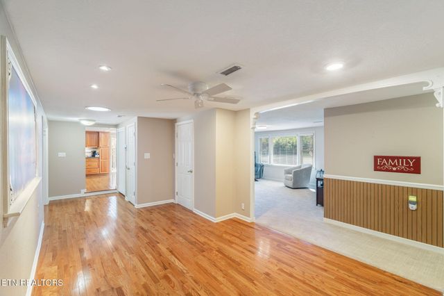 9203 E Antioch Church Rd, Lenoir City, TN 37772