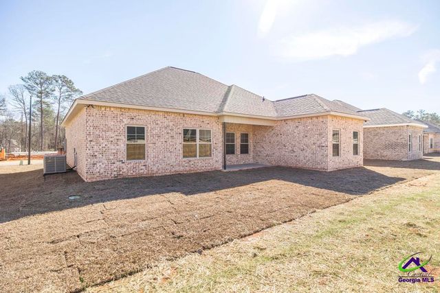 519 Bristleleaf Path, Kathleen, GA 31047