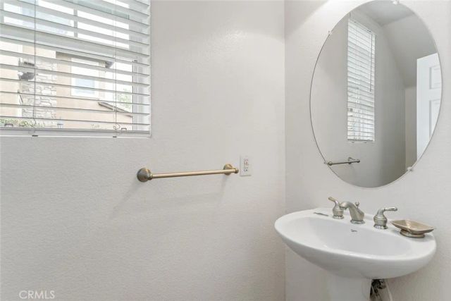 32768 Westport Way, Winchester, CA 92596