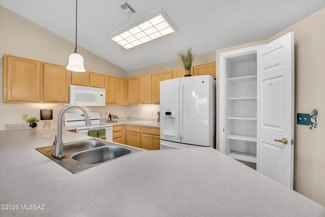 7259 E Maritime Drive, Tucson, AZ 85756