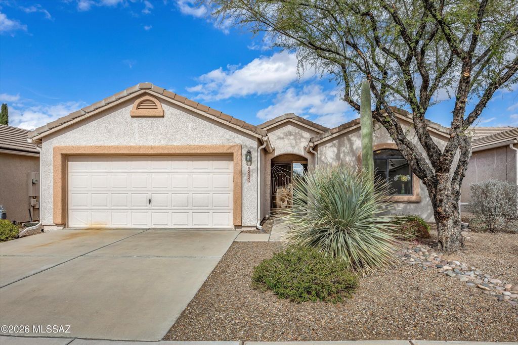 7259 E Maritime Drive, Tucson, AZ 85756