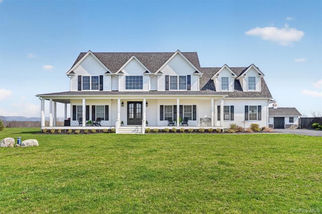 124 Mulford Drive, Wallkill, NY 12589