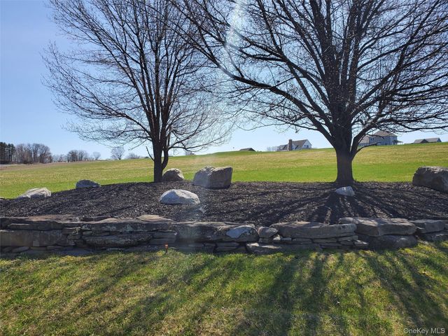 124 Mulford Drive, Wallkill, NY 12589
