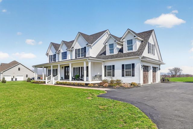 124 Mulford Drive, Wallkill, NY 12589