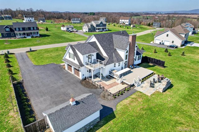124 Mulford Drive, Wallkill, NY 12589