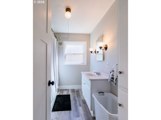 265 BAXTER St, Eugene, OR 97402